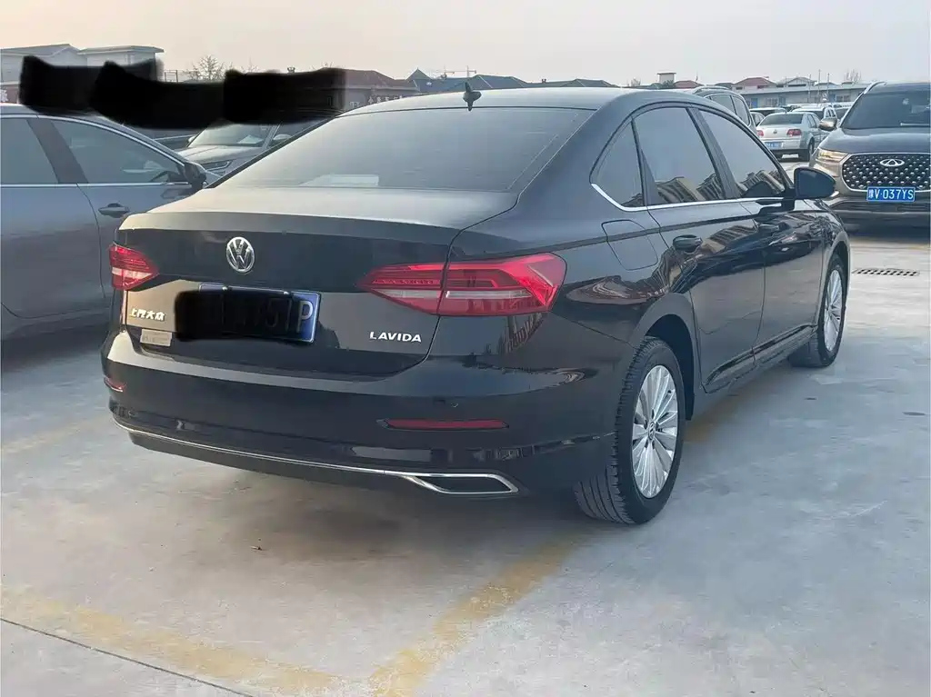 VOLKSWAGEN LAVIDA 2018