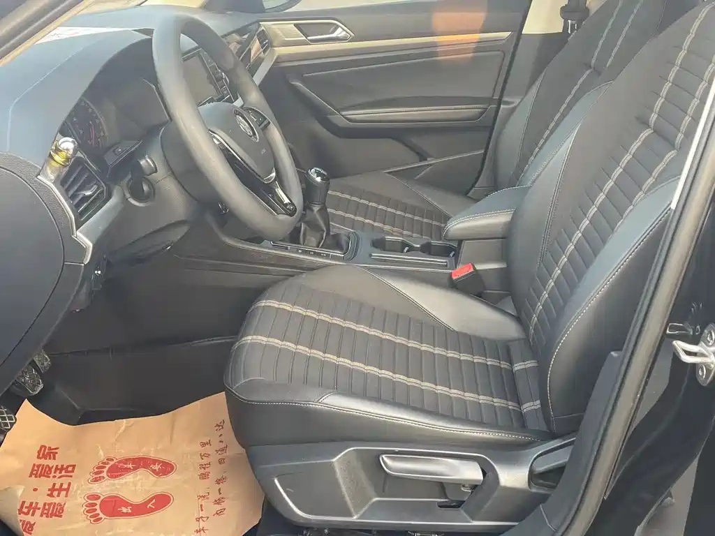 VOLKSWAGEN LAVIDA 2018