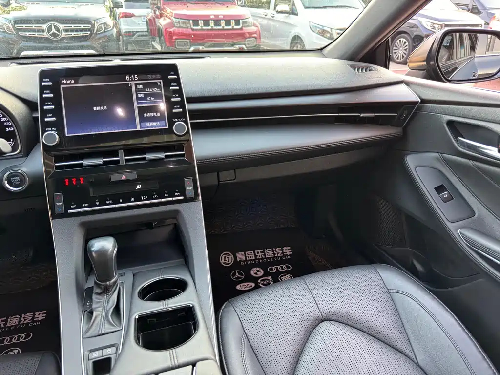 TOYOTA AVALON 2022
