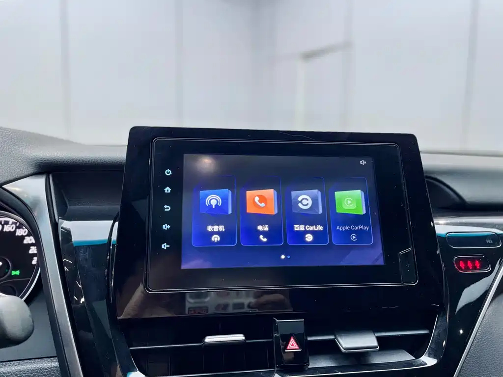 TOYOTA CAMRY 2021