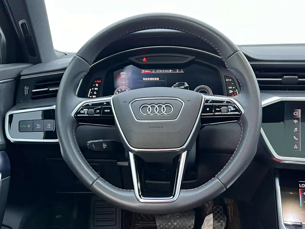 AUDI A6L 2020