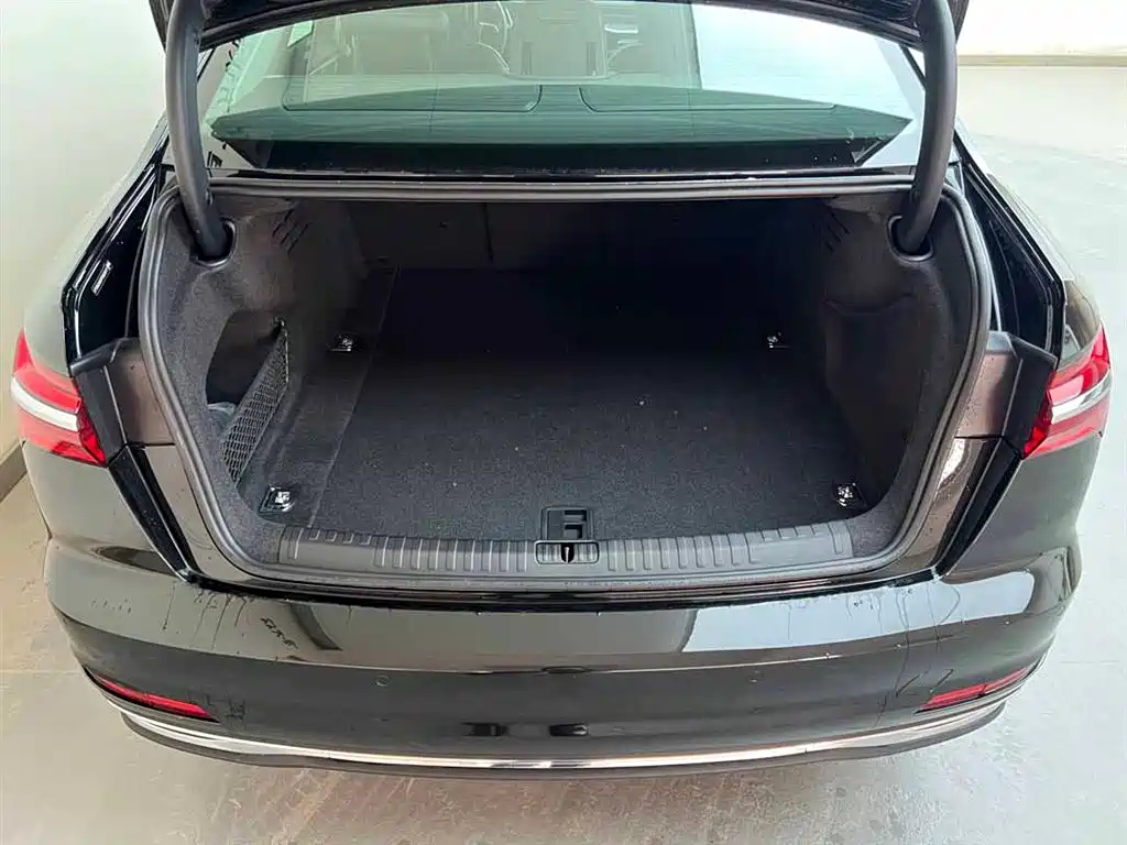 AUDI A6L 2023