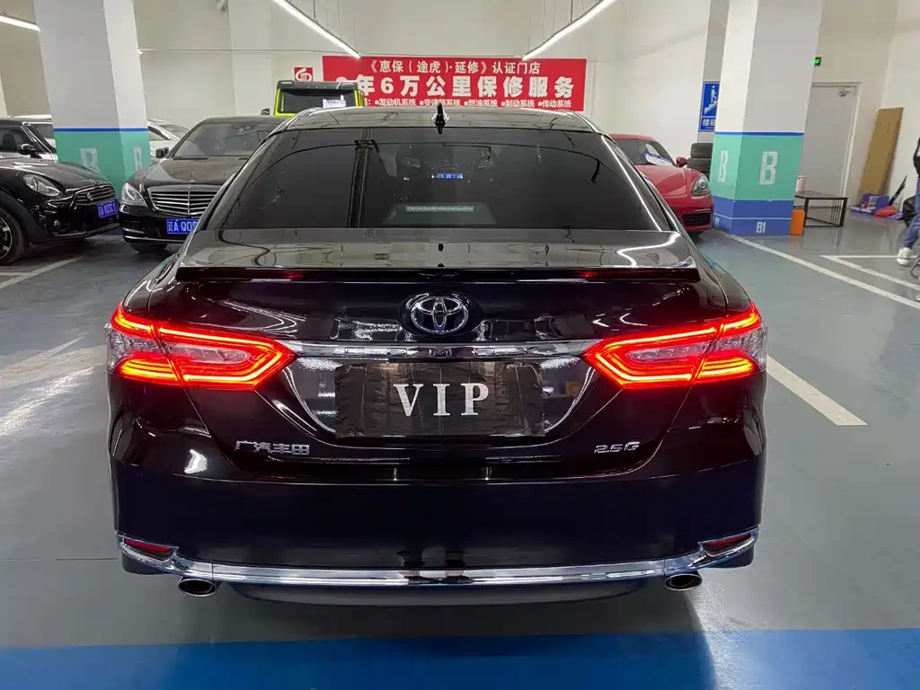 TOYOTA CAMRY 2023