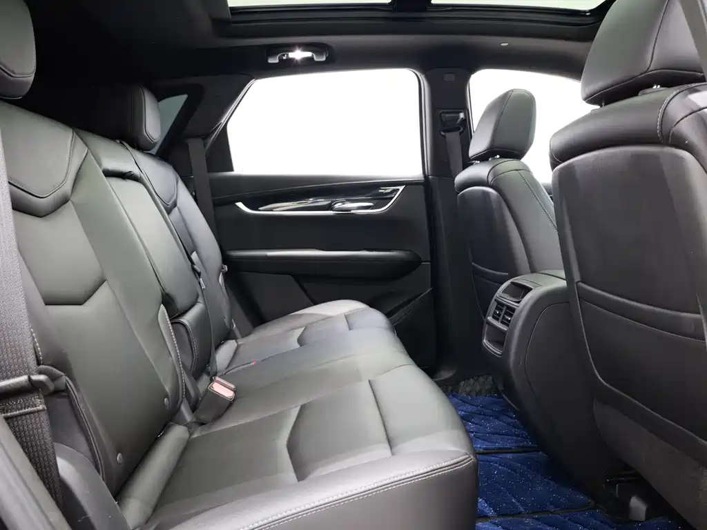 CADILLAC XT5 2022