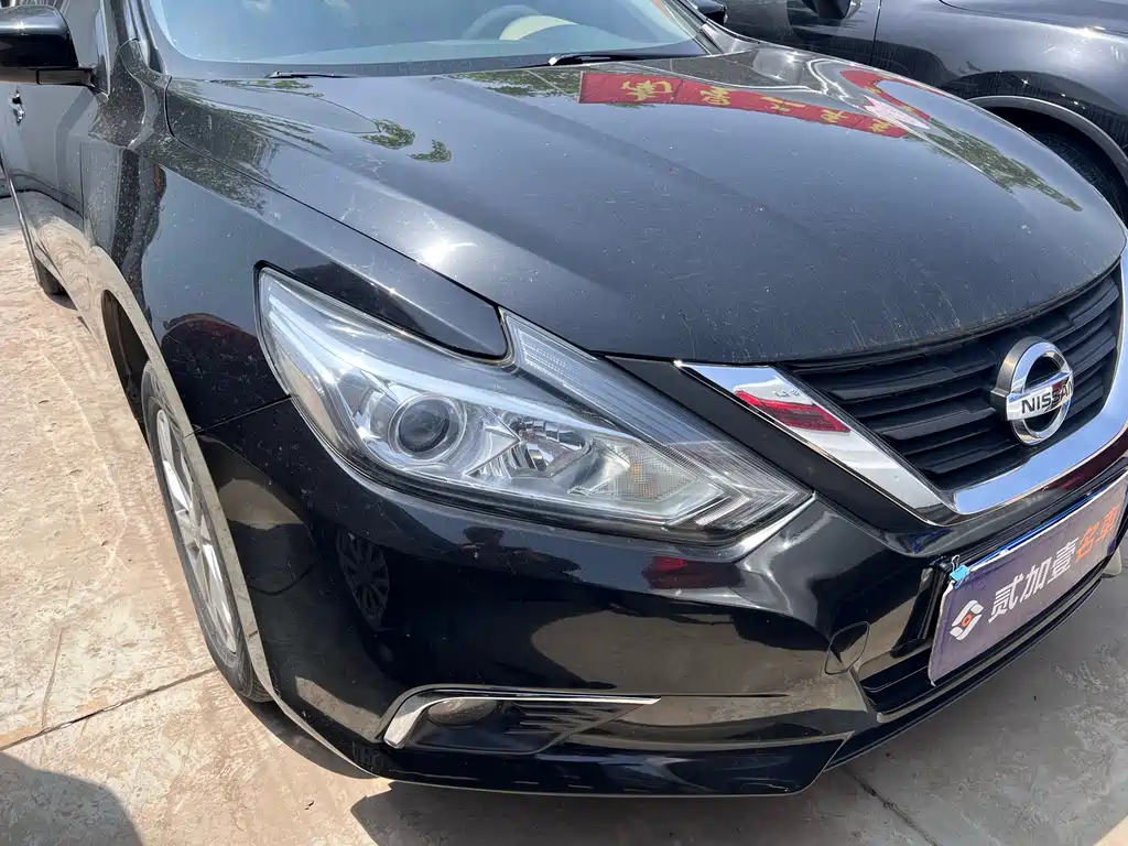 NISSAN TEANA 2019