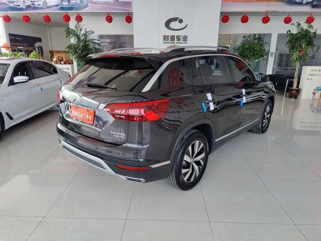 VOLKSWAGEN TAYRON 2021
