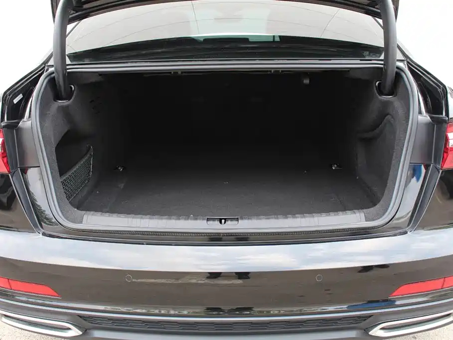 AUDI A6L 2021