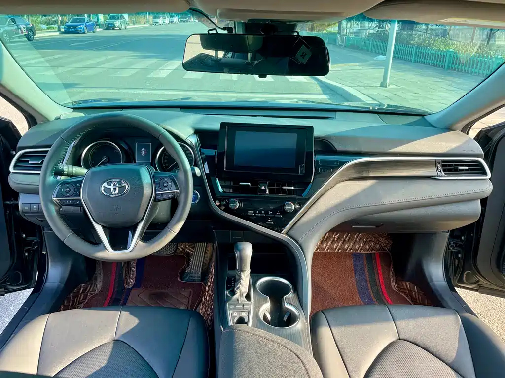 TOYOTA CAMRY 2022