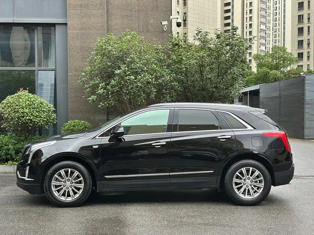 CADILLAC XT5 2018