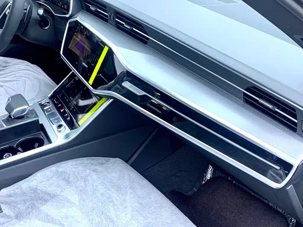 AUDI A6L 2024