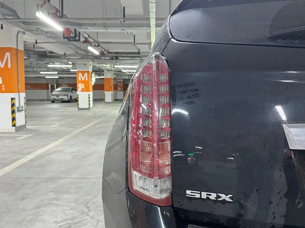 CADILLAC SRX 2014