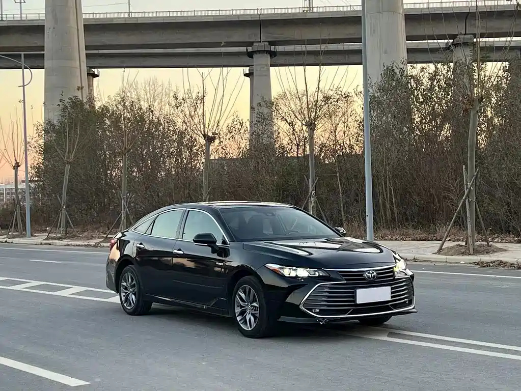 TOYOTA AVALON 2019