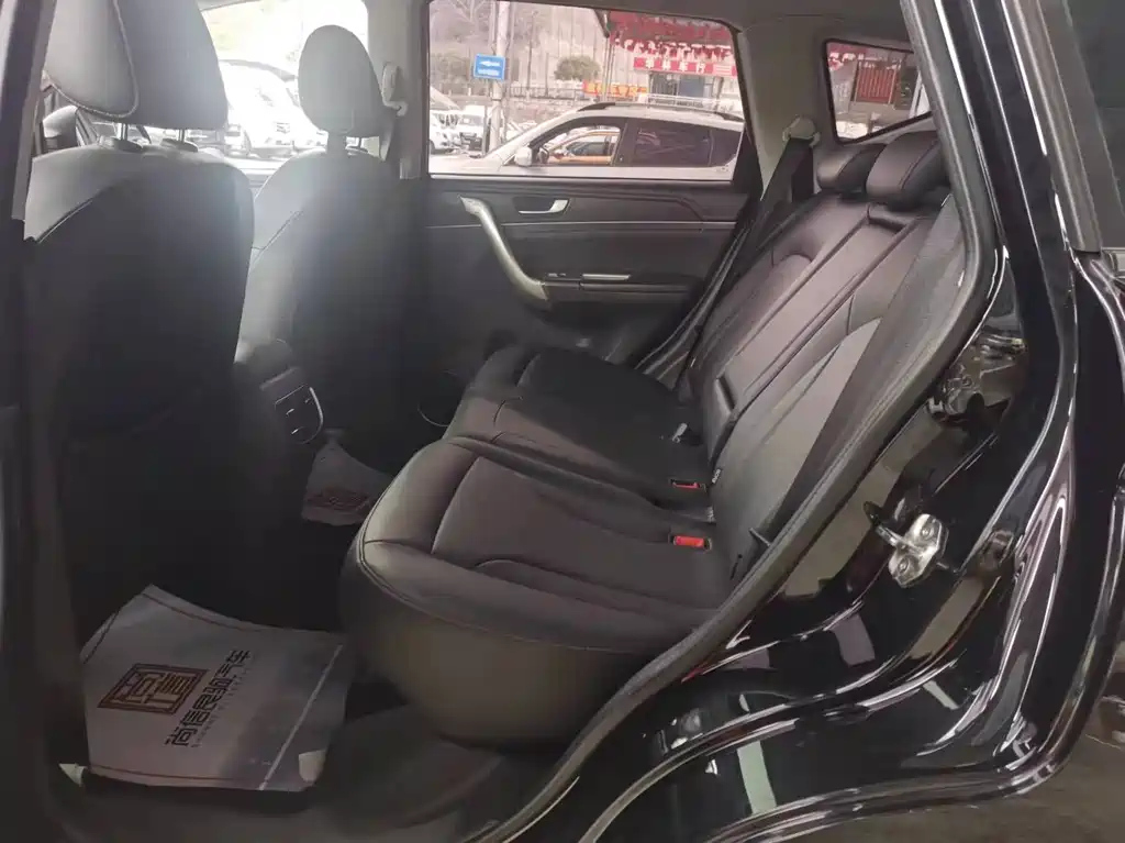 HAVAL M6 2019