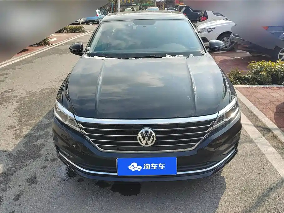 VOLKSWAGEN LAVIDA 2019