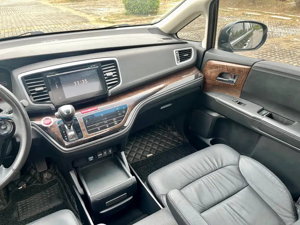 HONDA ODYSSEY 2016