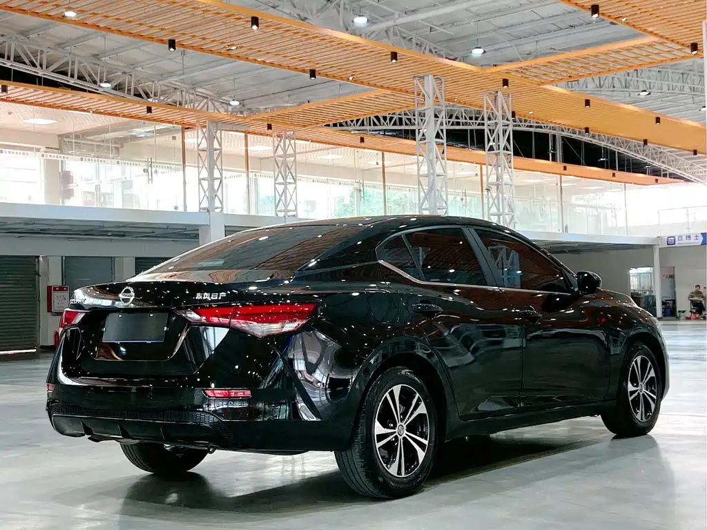 NISSAN SYLPHY 2022