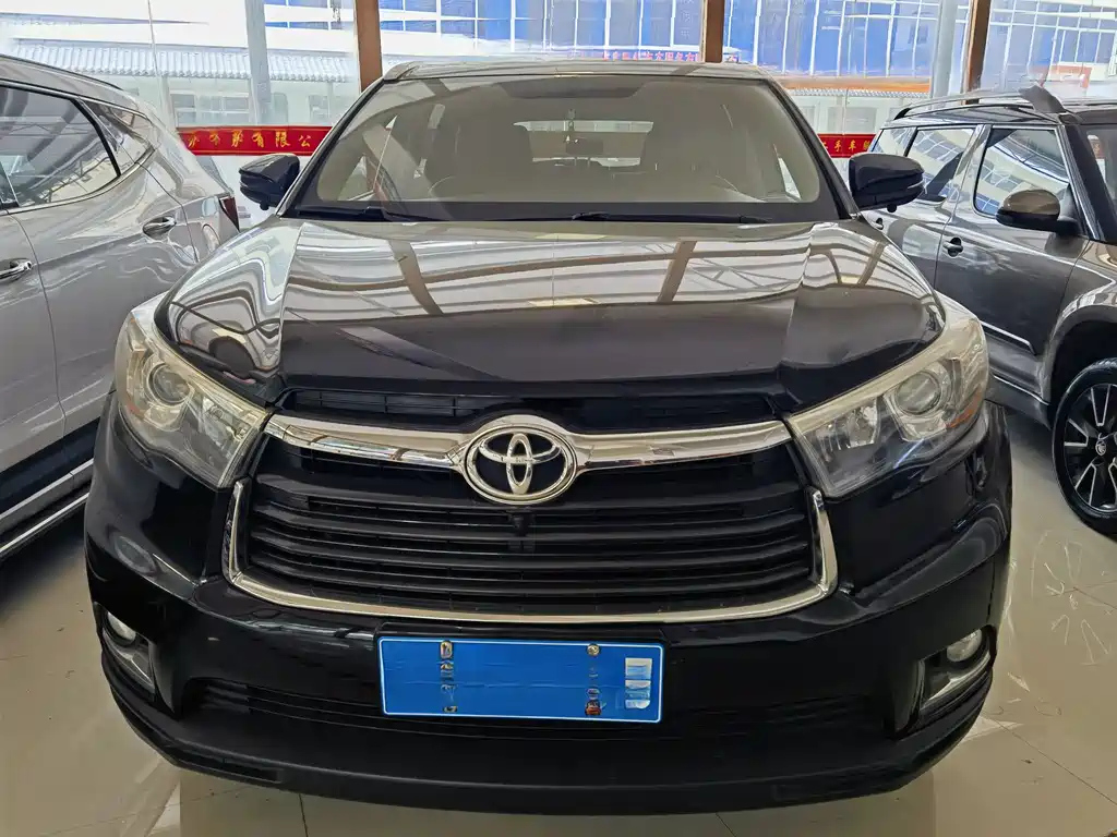 TOYOTA HIGHLANDER 2017