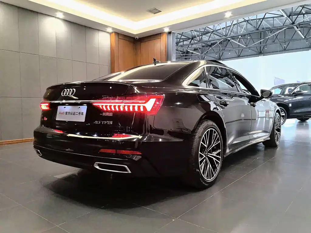 AUDI A6L 2021