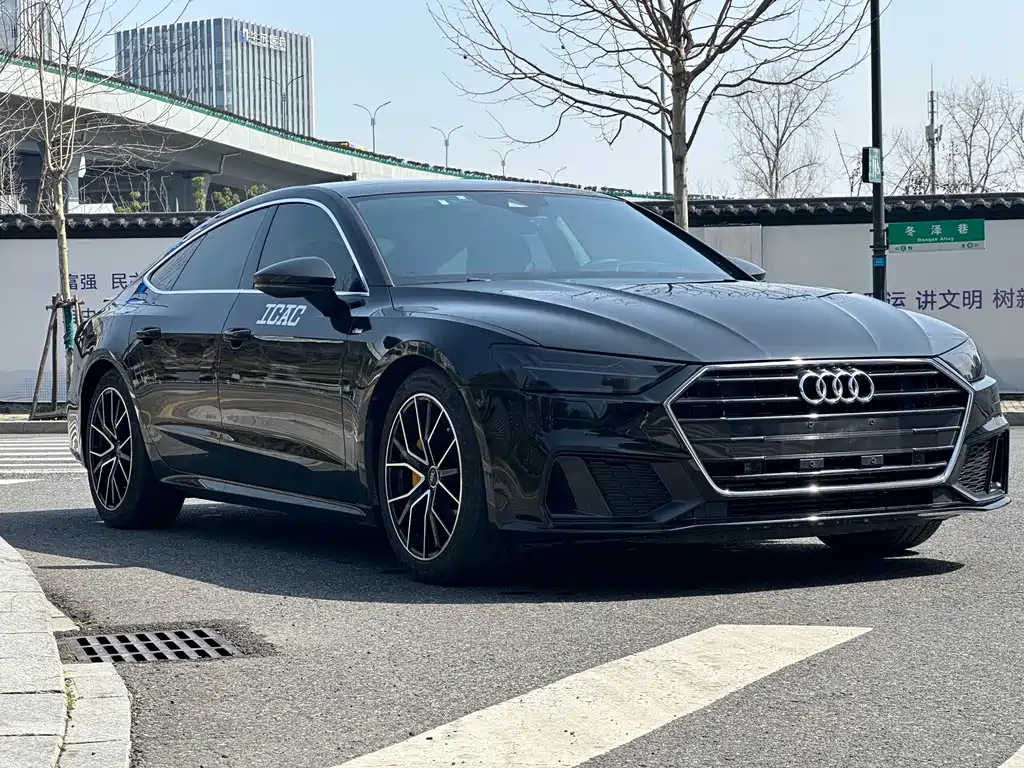 AUDI A7 2021