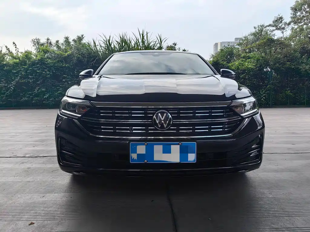 VOLKSWAGEN SAGITAR 2023