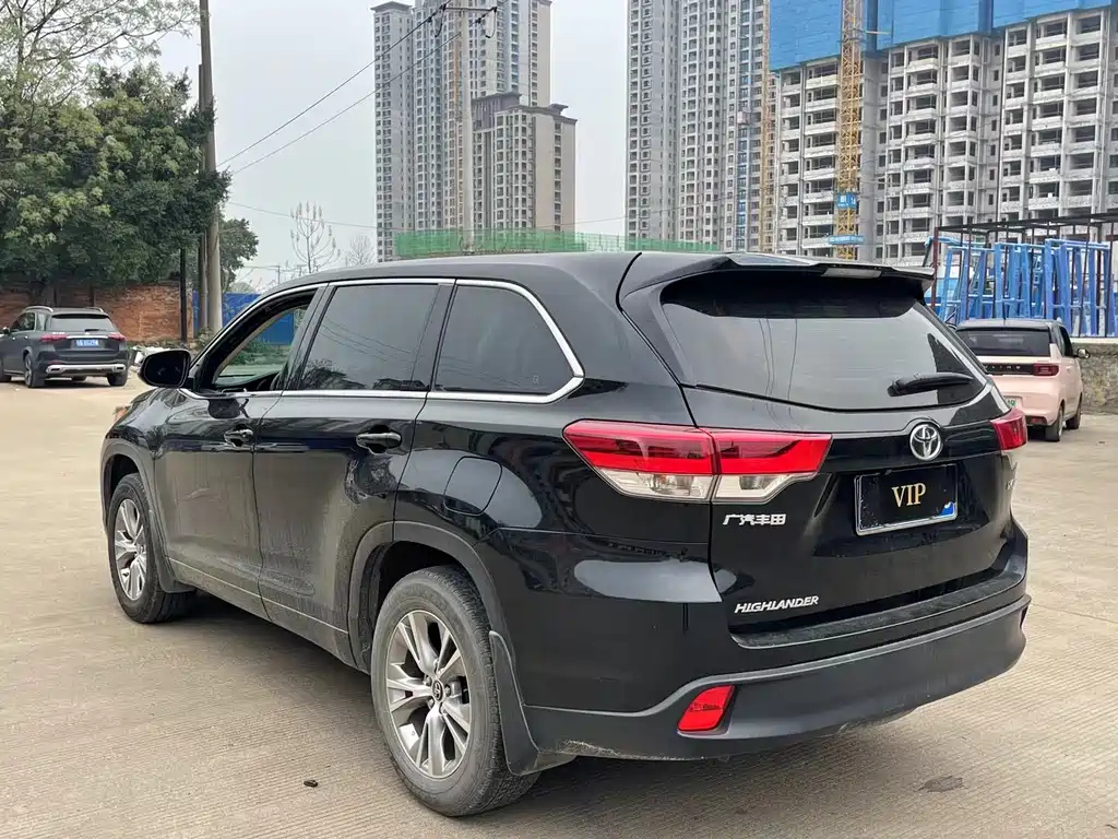 TOYOTA HIGHLANDER 2021