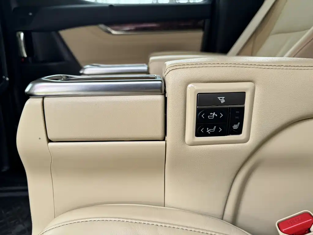 TOYOTA ALPHARD 2019