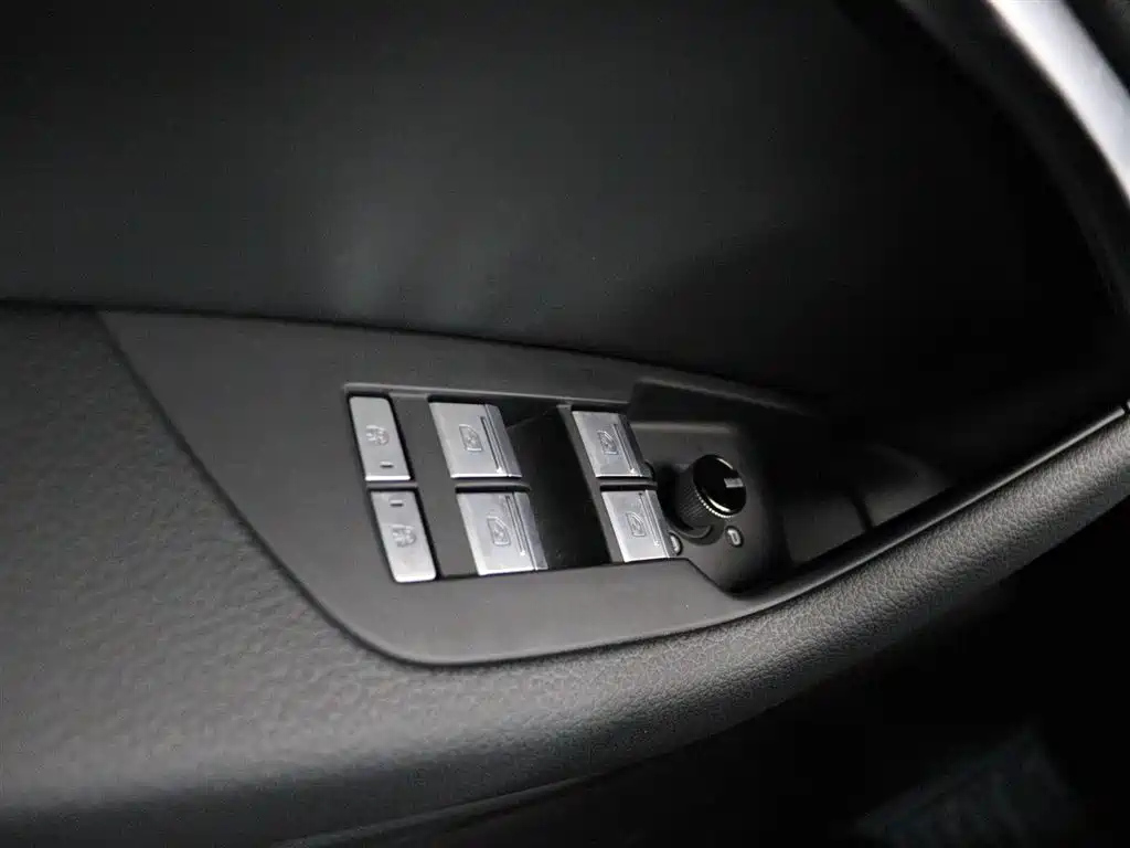 AUDI A6L 2024