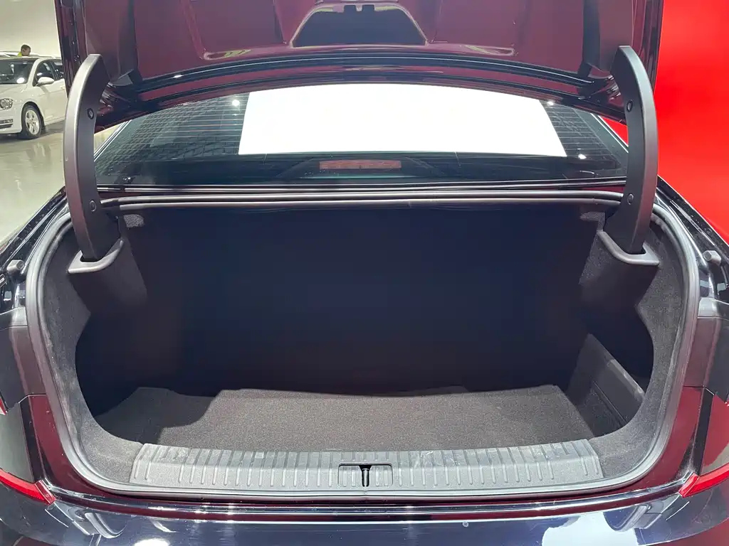 VOLKSWAGEN PASSAT 2022