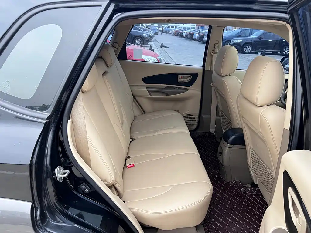 HYUNDAI TUCSON 2011