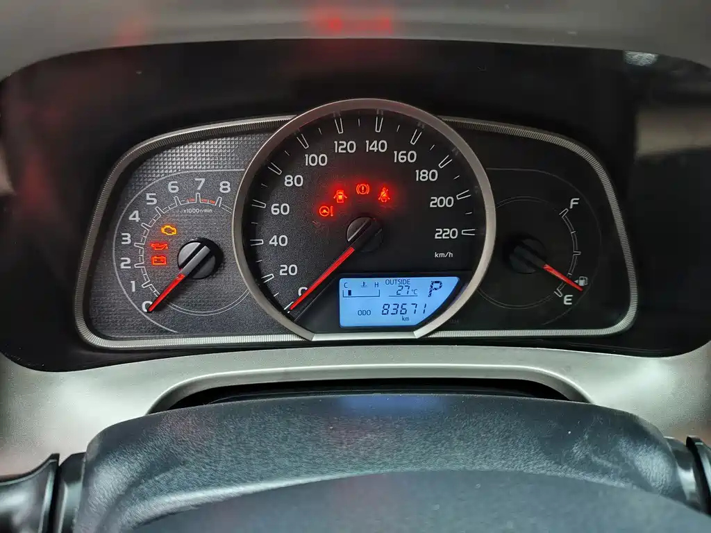 TOYOTA RAV4 RONGFANG 2015