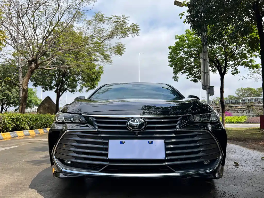 TOYOTA AVALON 2020