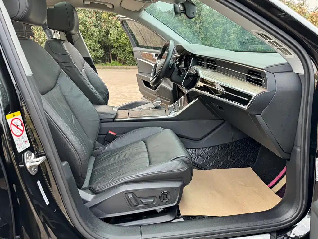 AUDI A6L 2020