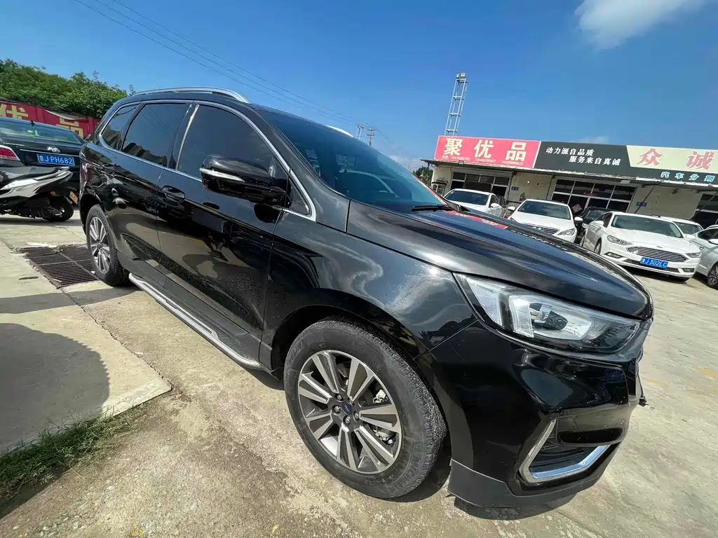 FORD EDGE 2022