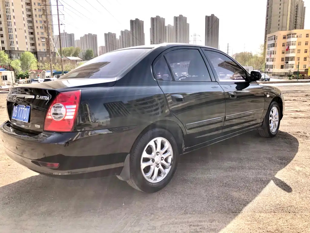 HYUNDAI ELANTRA 2009