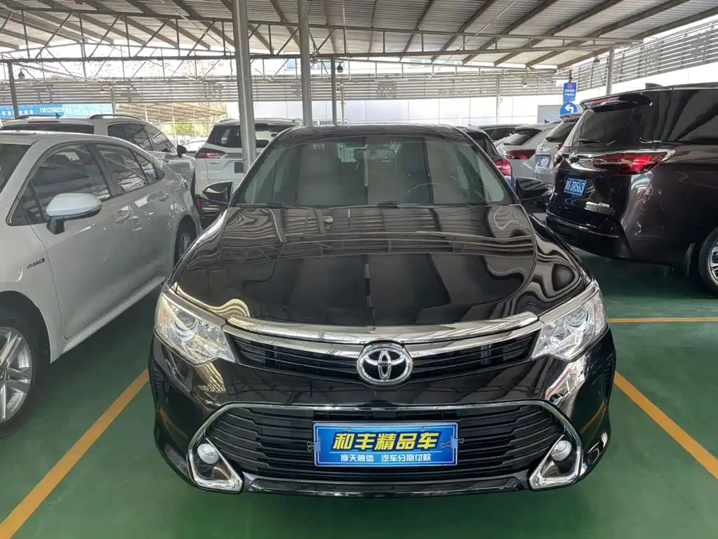 TOYOTA CAMRY 2017