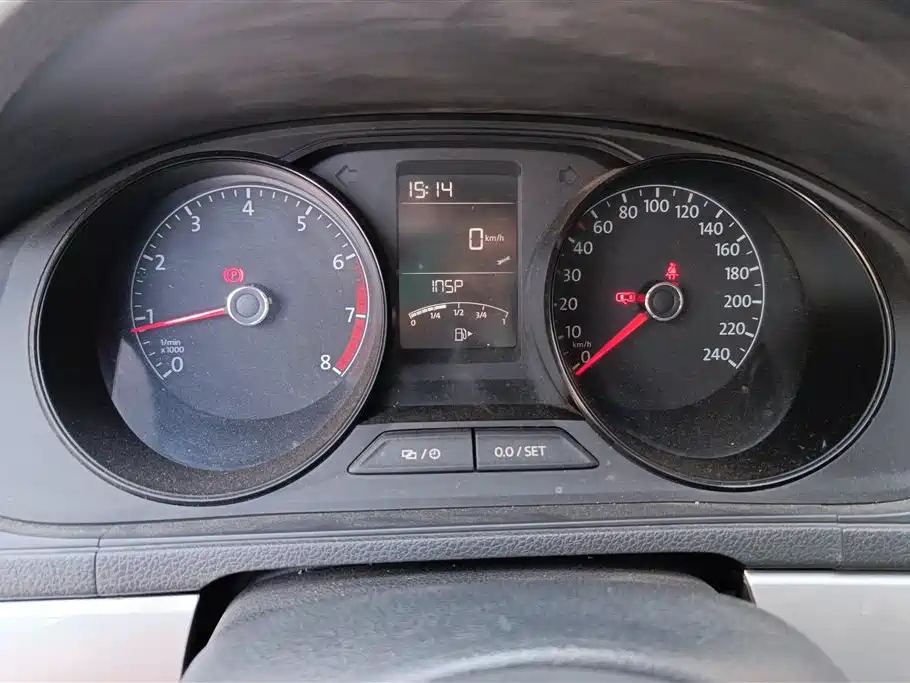 VOLKSWAGEN LAVIDA 2017