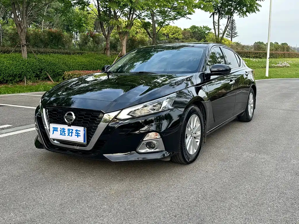 NISSAN TEANA 2019