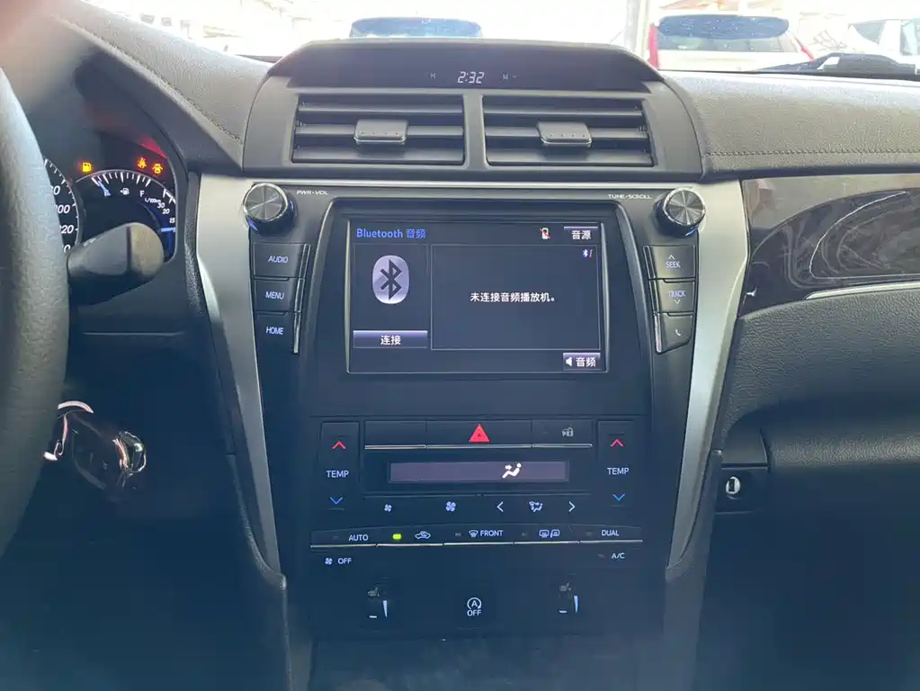 TOYOTA CAMRY 2017