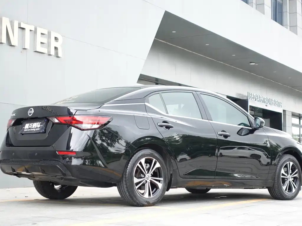 NISSAN SYLPHY 2021