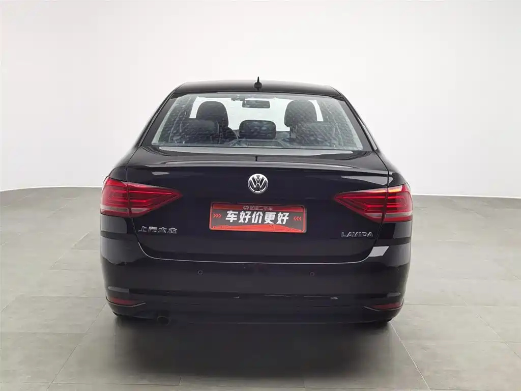 VOLKSWAGEN LAVIDA 2018