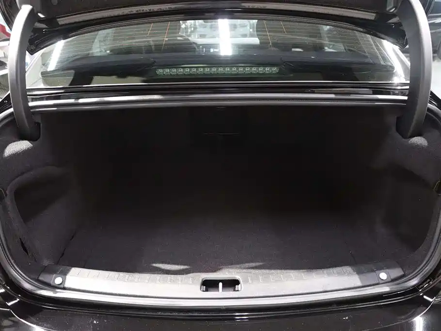 VOLVO S90 2021