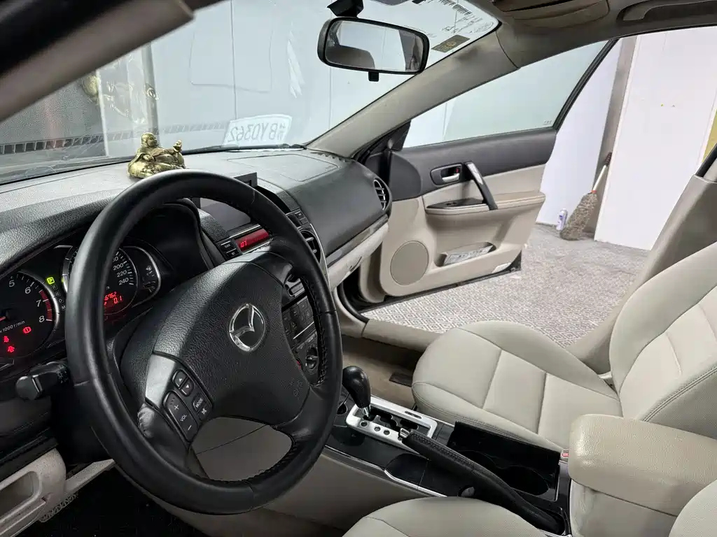 MAZDA 6 2012