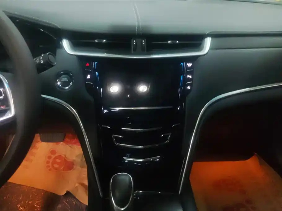 CADILLAC XTS 2018