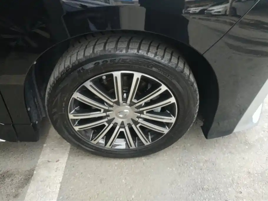 TRUMPCHI M8 2021