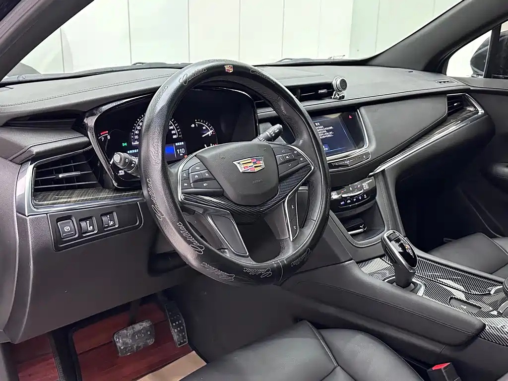 CADILLAC XT5 2019