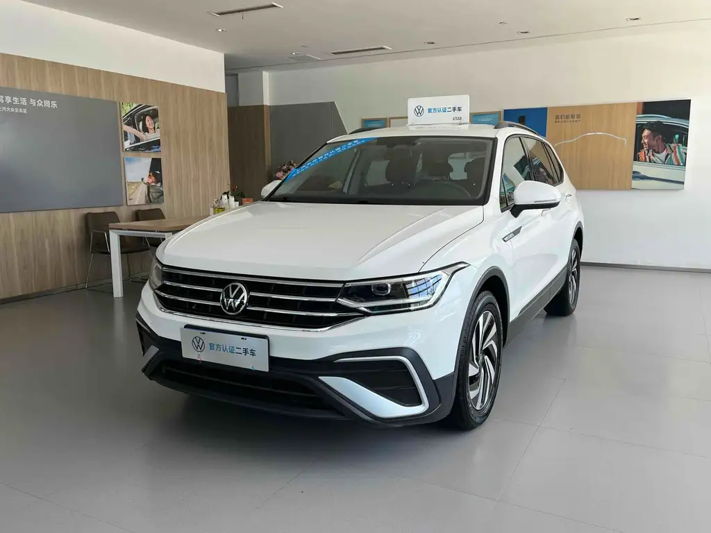 VOLKSWAGEN TIGUAN L 2022