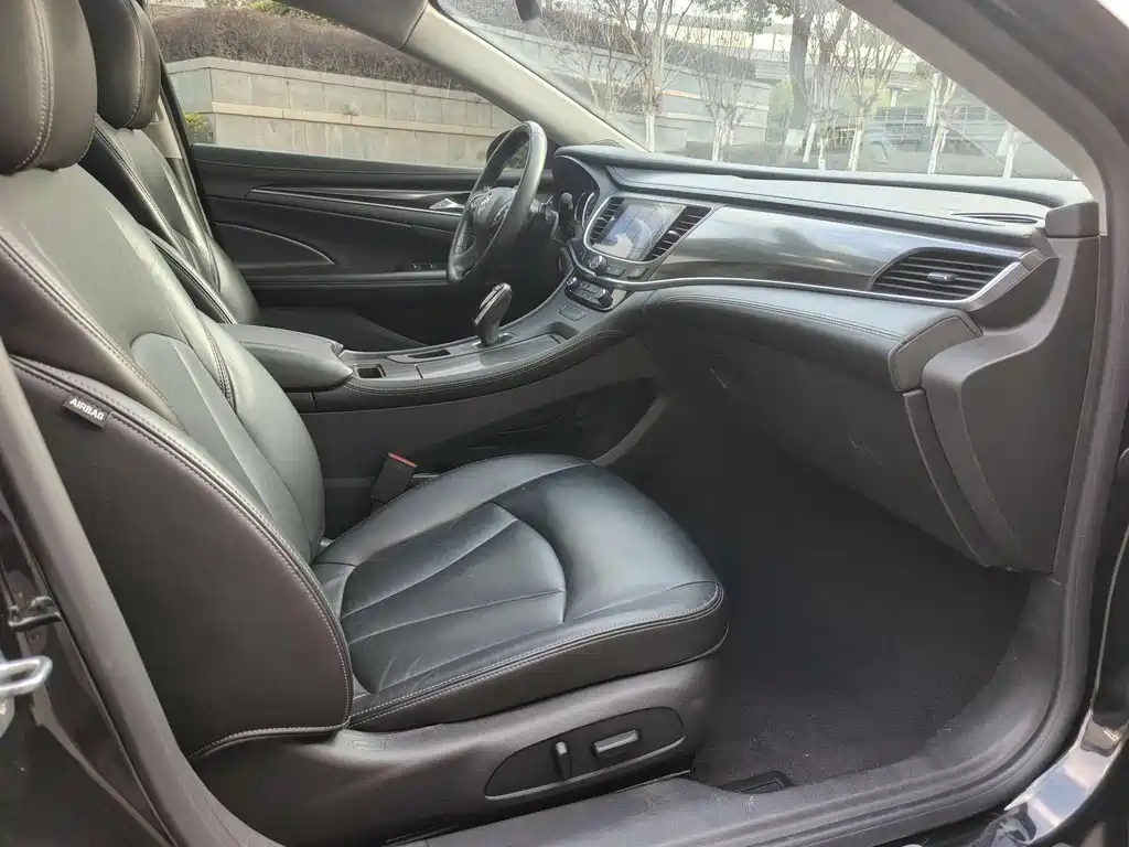 BUICK LACROSSE 2021