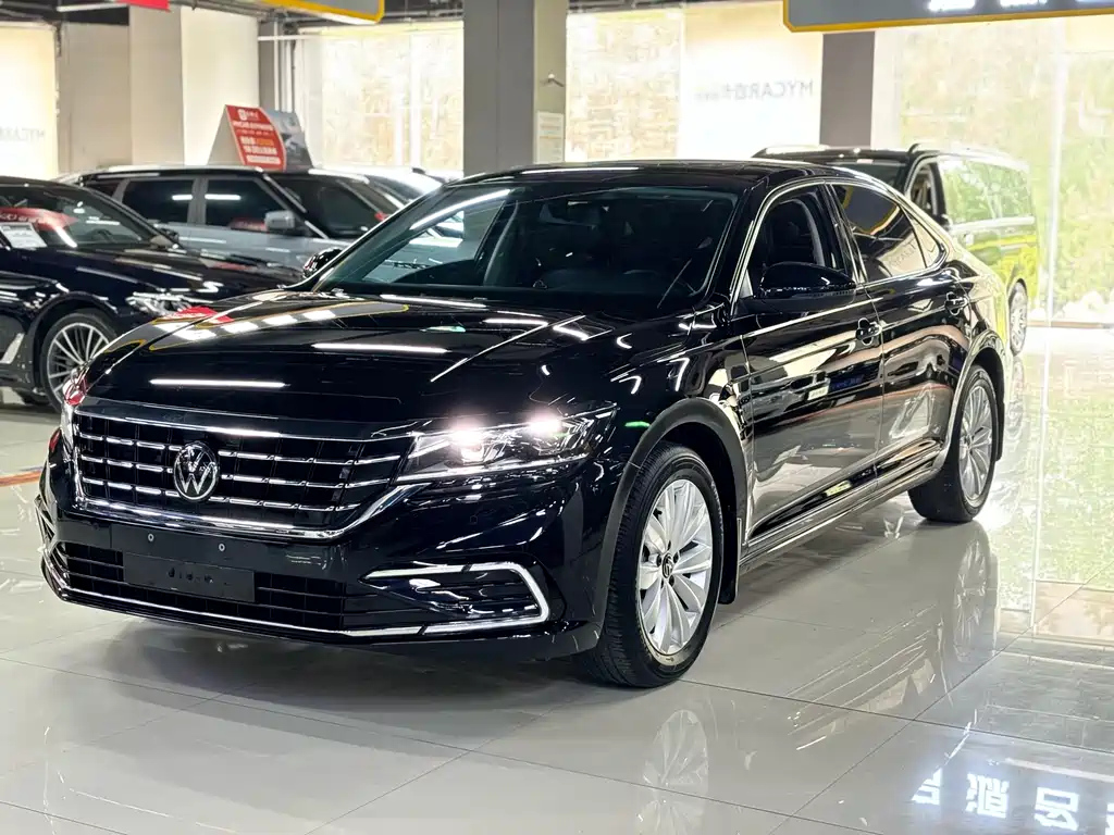 VOLKSWAGEN PASSAT 2021