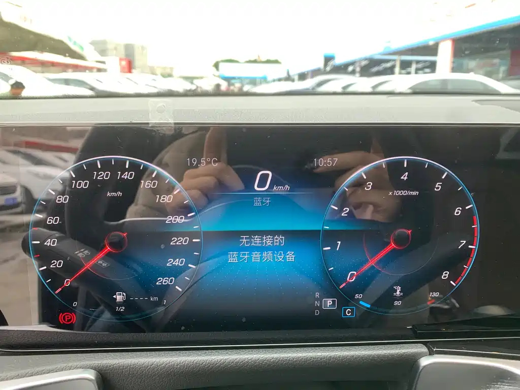 MERCEDES BENZ GLB 2020
