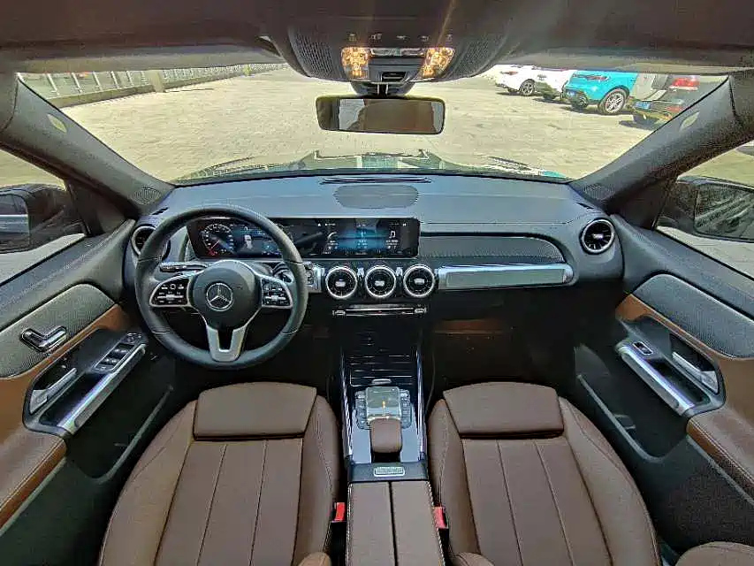 MERCEDES BENZ GLB 2020